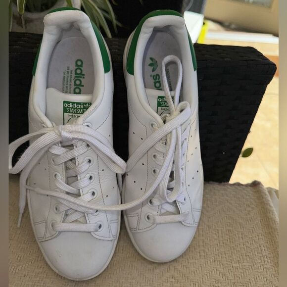 Adidas Stan Smith iconic Green /white tennis Shoes women’s sz 8 - Picture 1 of 6
